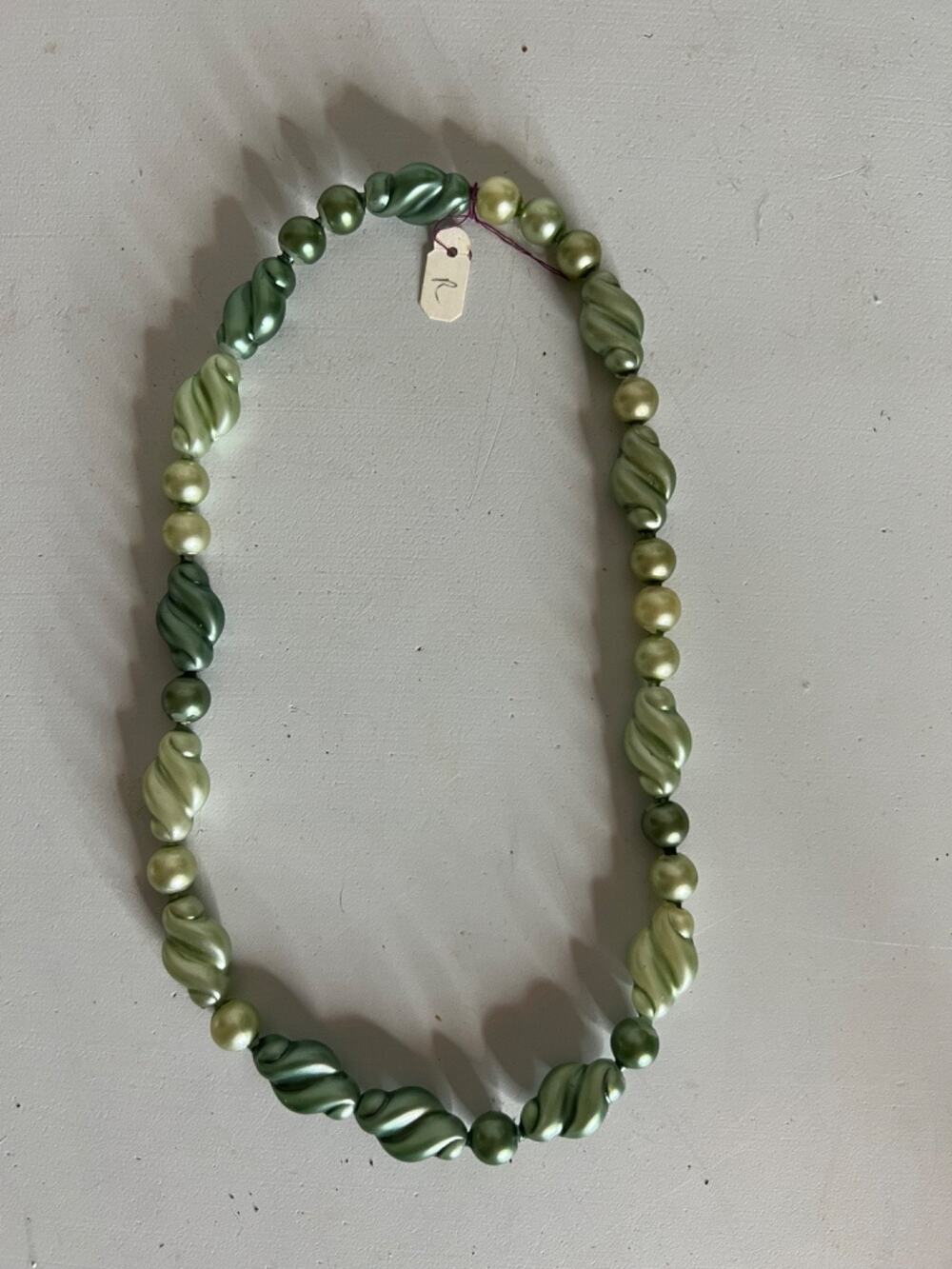 Pop-It Beads Vintage 1960s Green Iridescent Pearlized Xlnt Original